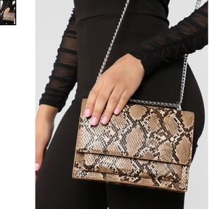 Fashion nova snake skin bag/purse